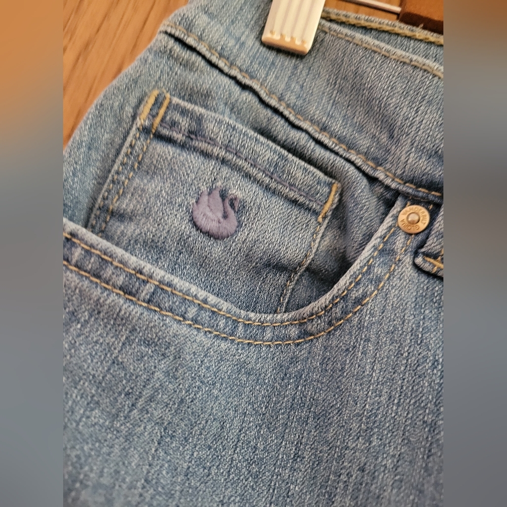 Gloria Vanderbilt Womens 2015 Amanda Style Light Denim Jeans. Size 10 Short - Picture 4 of 12